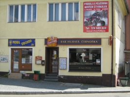 Bar Hubatá Černoška, nám. T. G. Masaryka, Sedlčany